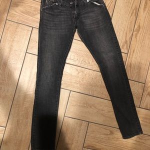 The perfect black/grey skinny jeans